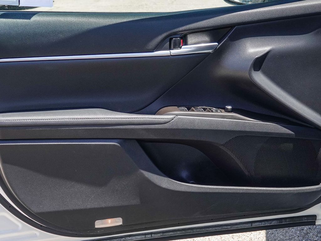 Thumbnail: 2024 Toyota Camry - 22