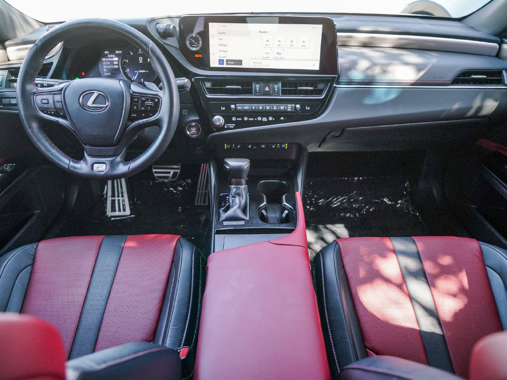 Thumbnail: 2024 Lexus ES - 2