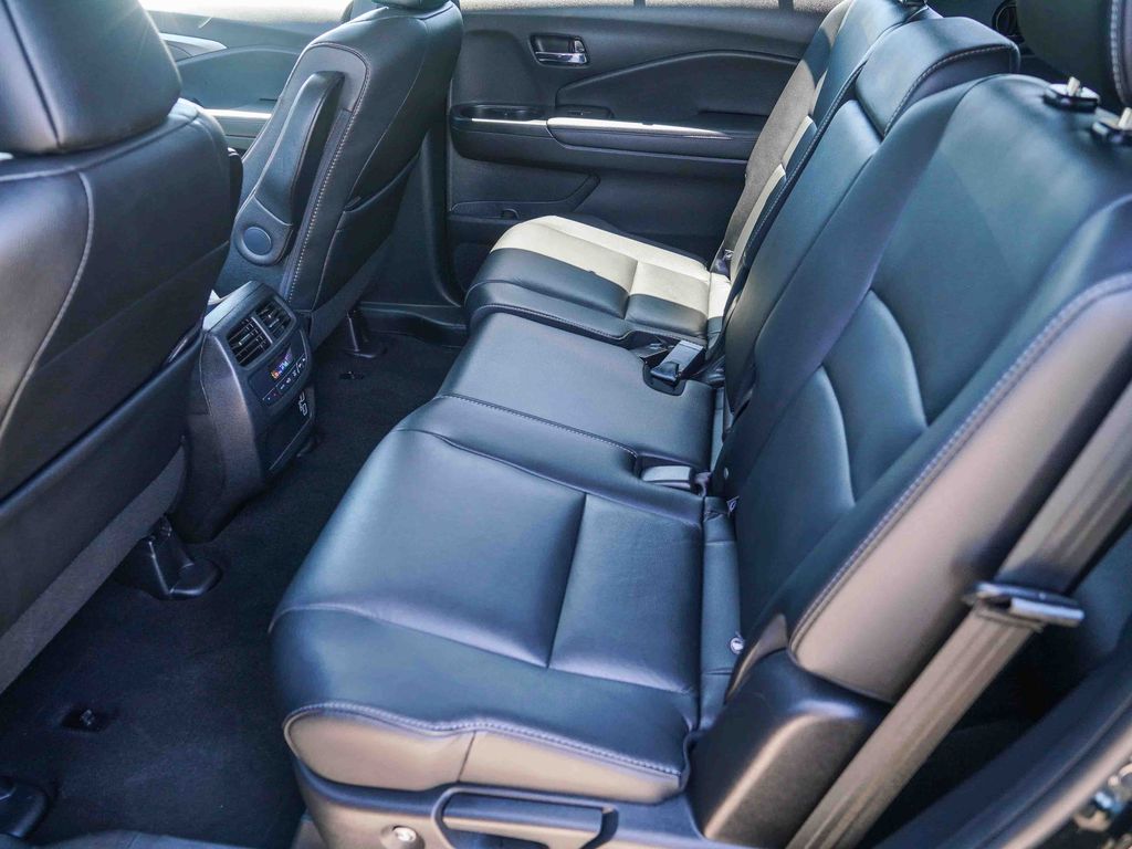 Thumbnail: 2022 Honda Pilot - 11