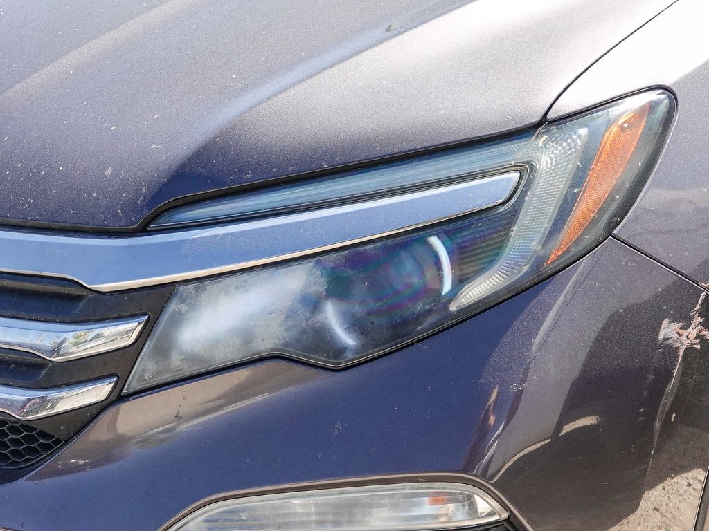 Thumbnail: 2018 Honda Pilot - 7