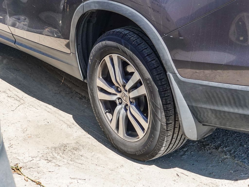 Thumbnail: 2018 Honda Pilot - 15