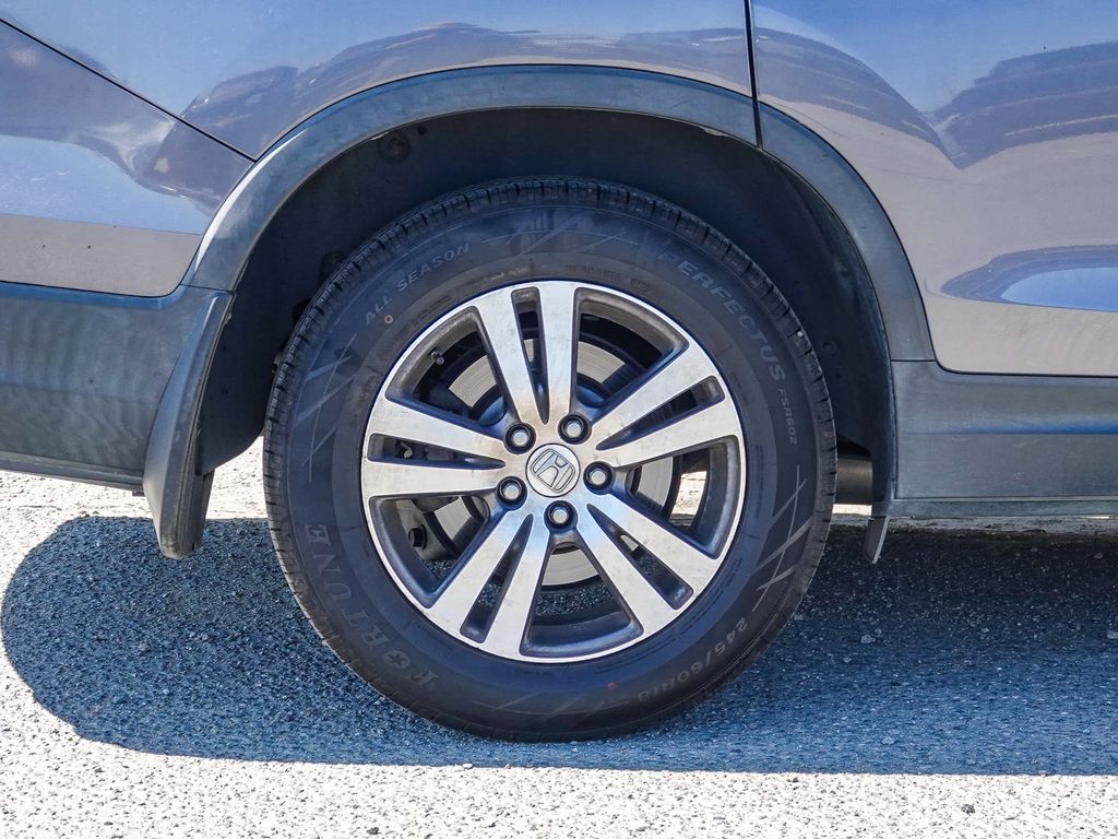 Thumbnail: 2018 Honda Pilot - 12