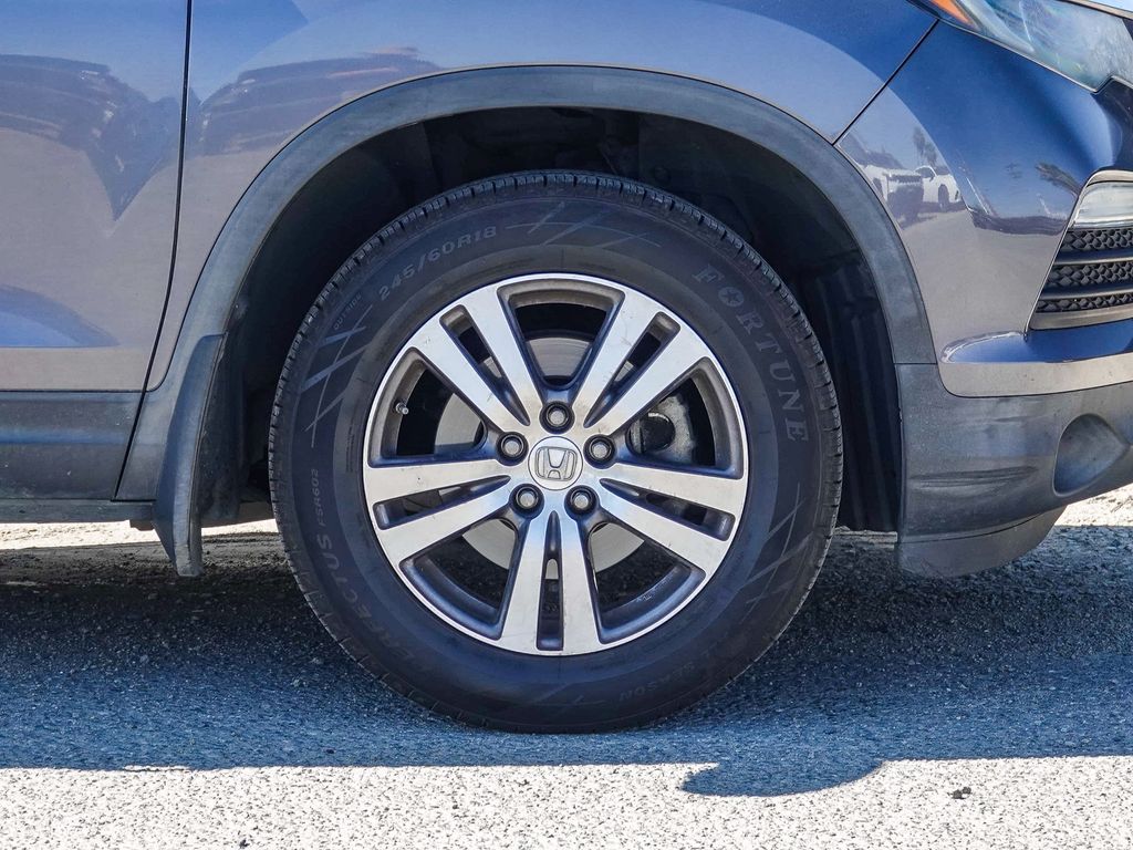 Thumbnail: 2018 Honda Pilot - 11
