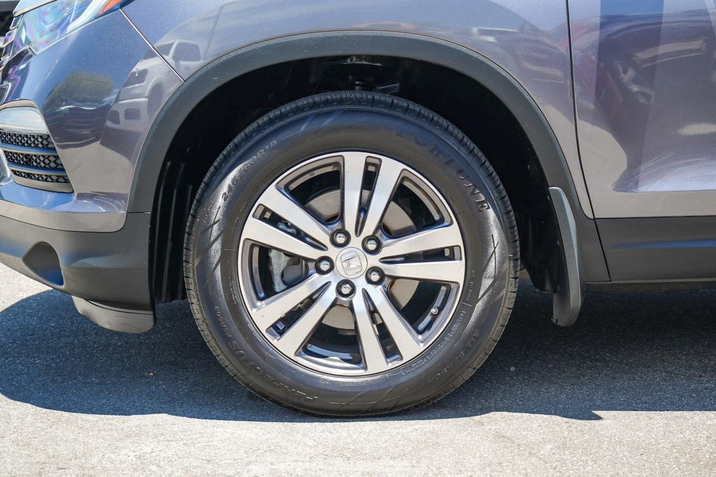 Thumbnail: 2018 Honda Pilot - 20