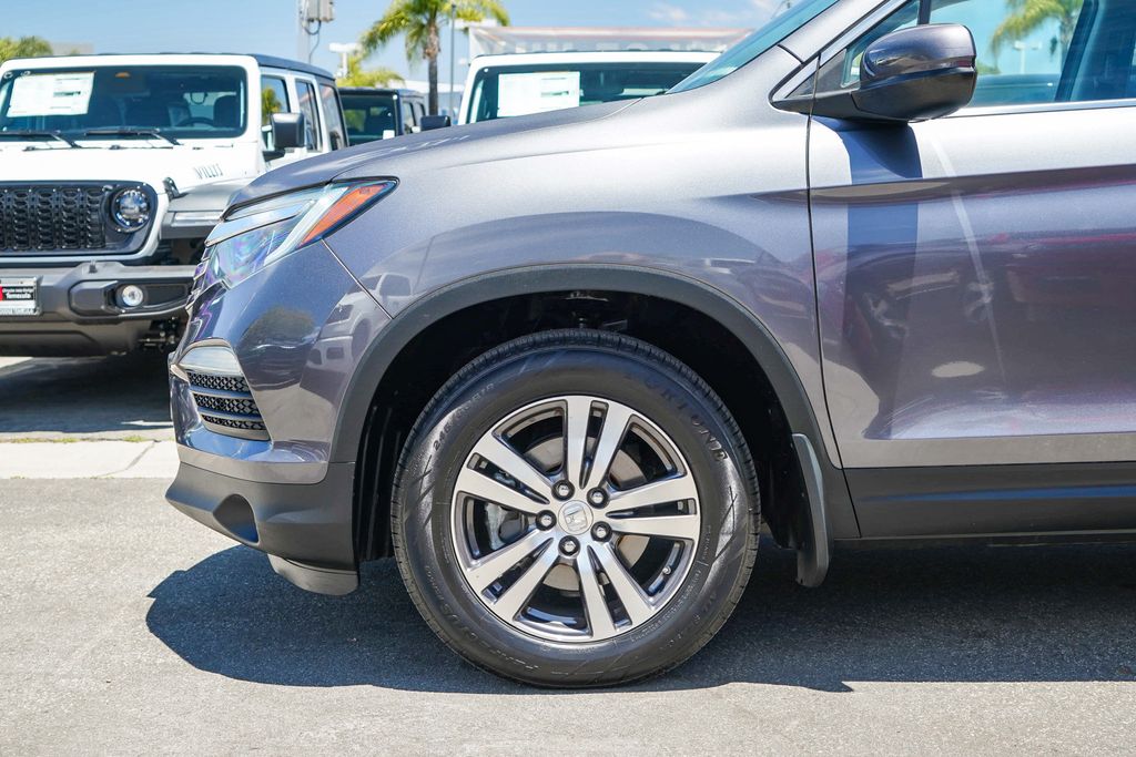 Thumbnail: 2018 Honda Pilot - 6