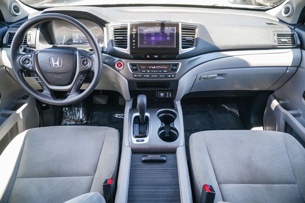 Thumbnail: 2018 Honda Pilot - 2