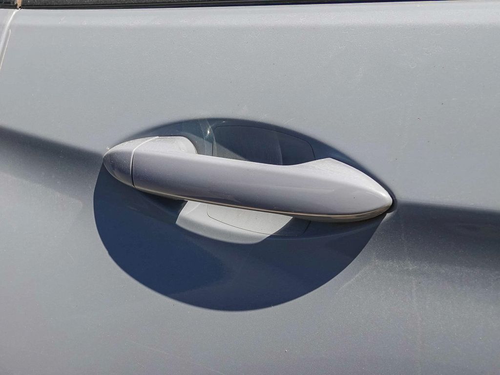 Thumbnail: 2022 Honda Pilot - 14