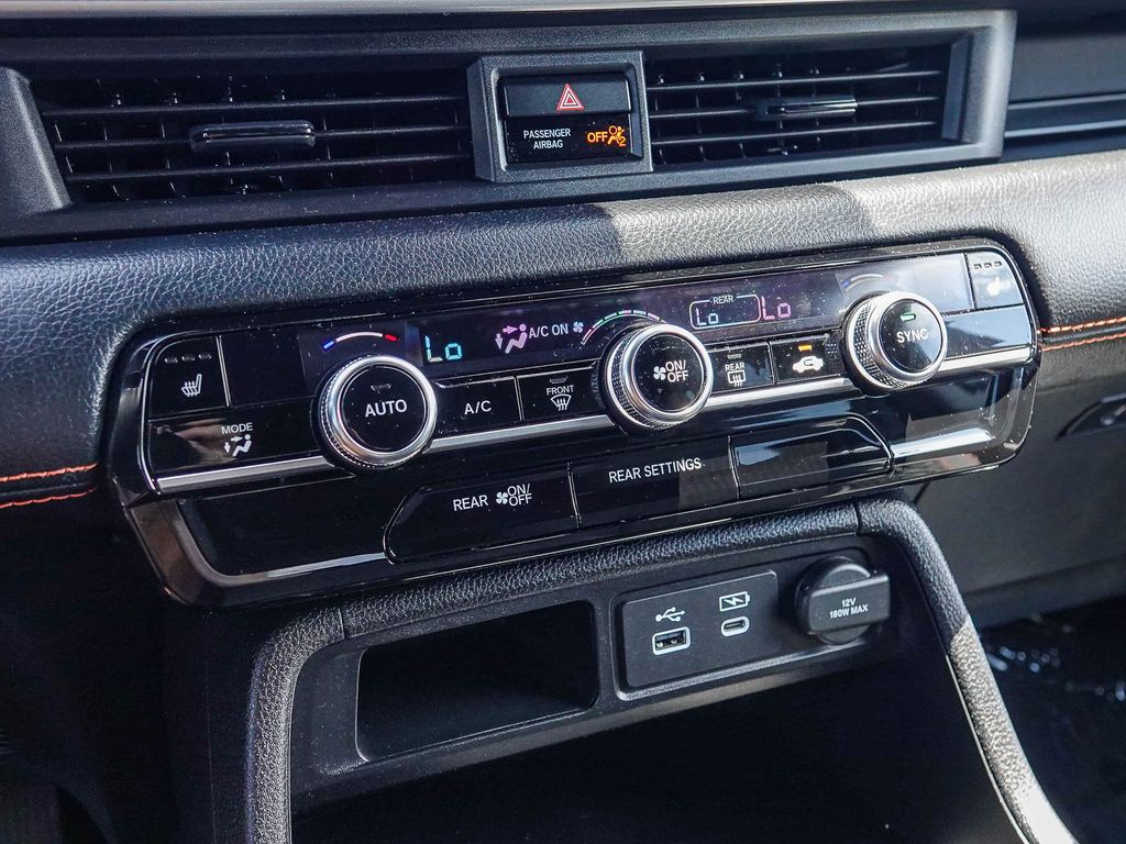 Thumbnail: 2025 Honda Pilot - 25