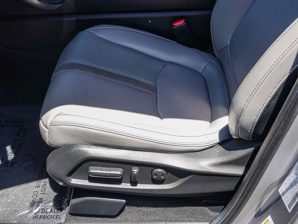 Thumbnail: 2024 Honda Pilot - 24