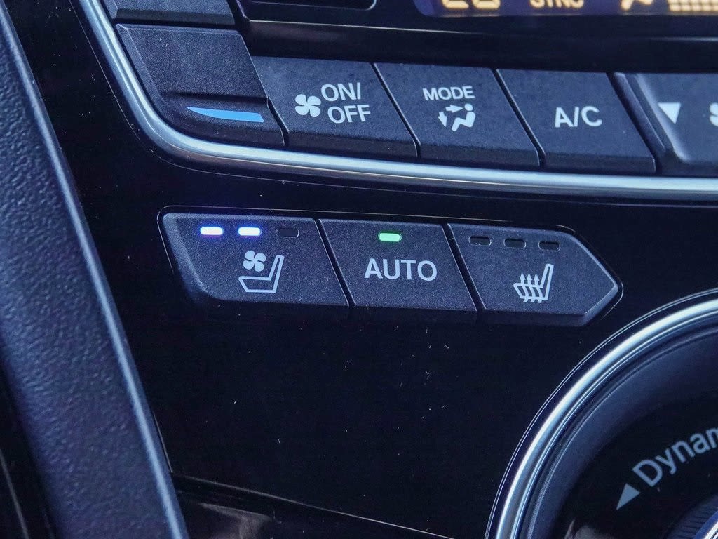 Thumbnail: 2023 Acura RDX - 25