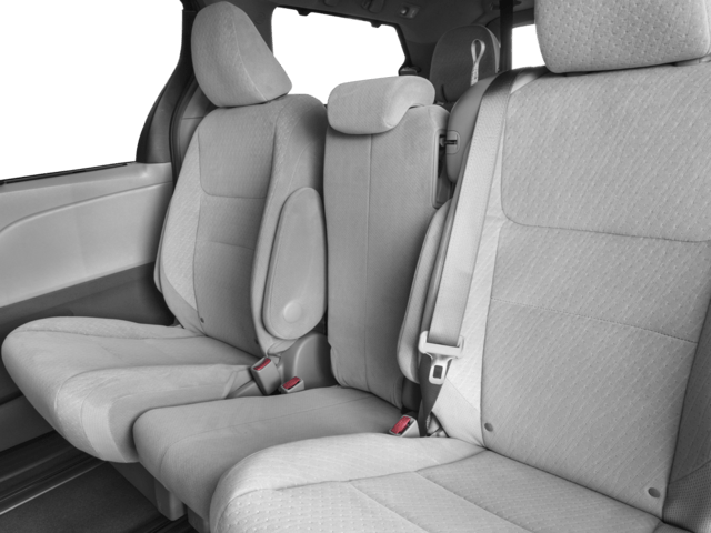 Thumbnail: 2017 Toyota Sienna - 7