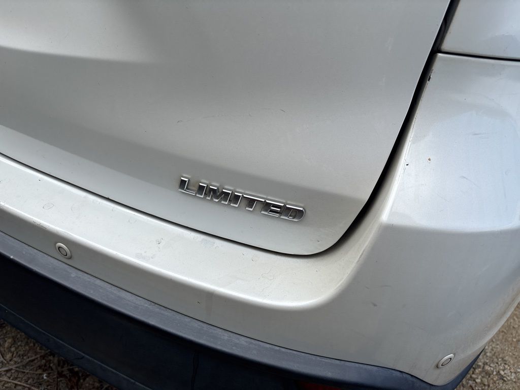 Thumbnail: 2015 Toyota Highlander - 4