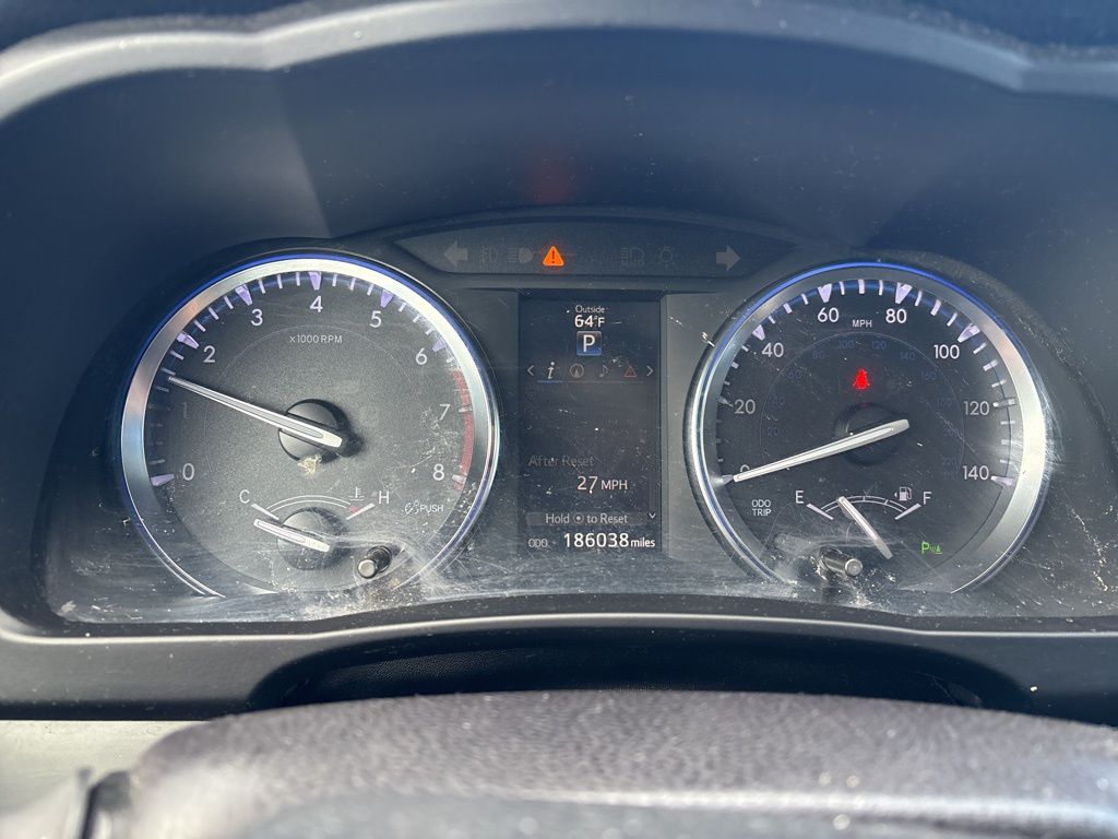 Thumbnail: 2015 Toyota Highlander - 7