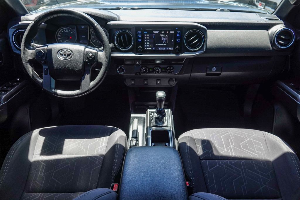 Thumbnail: 2017 Toyota Tacoma - 2