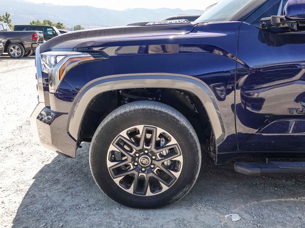 Thumbnail: 2023 Toyota Tundra - 36