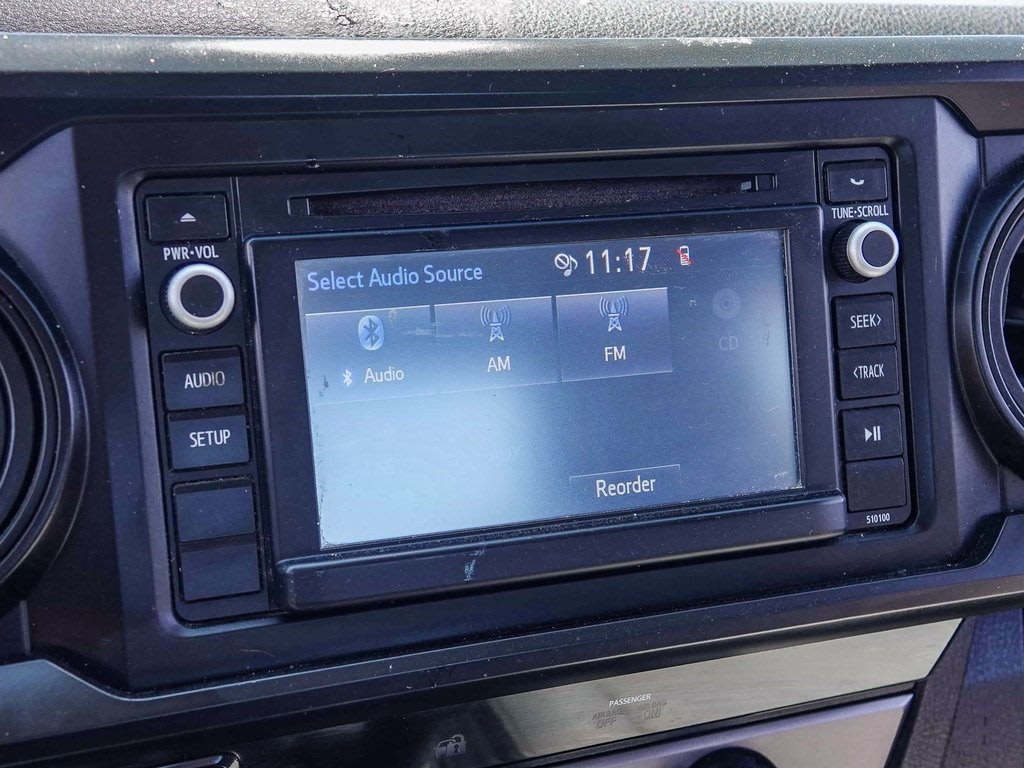 Thumbnail: 2017 Toyota Tacoma - 23