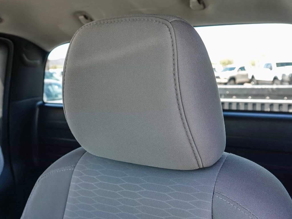 Thumbnail: 2017 Toyota Tacoma - 28