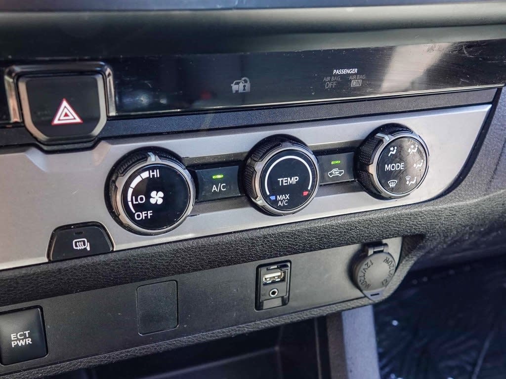 Thumbnail: 2017 Toyota Tacoma - 26