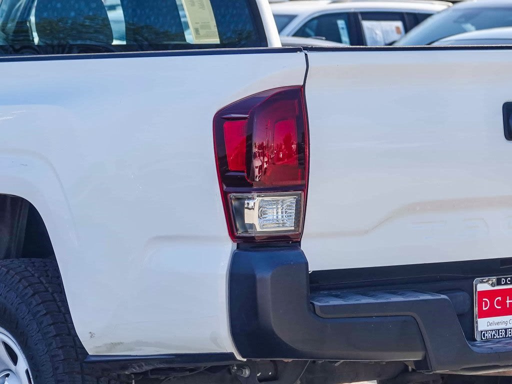 Thumbnail: 2017 Toyota Tacoma - 20