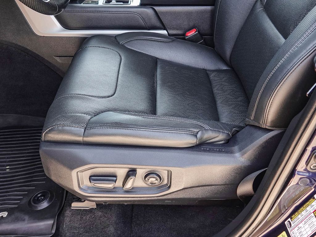 2024 Toyota Tundra Limited - Photo 24