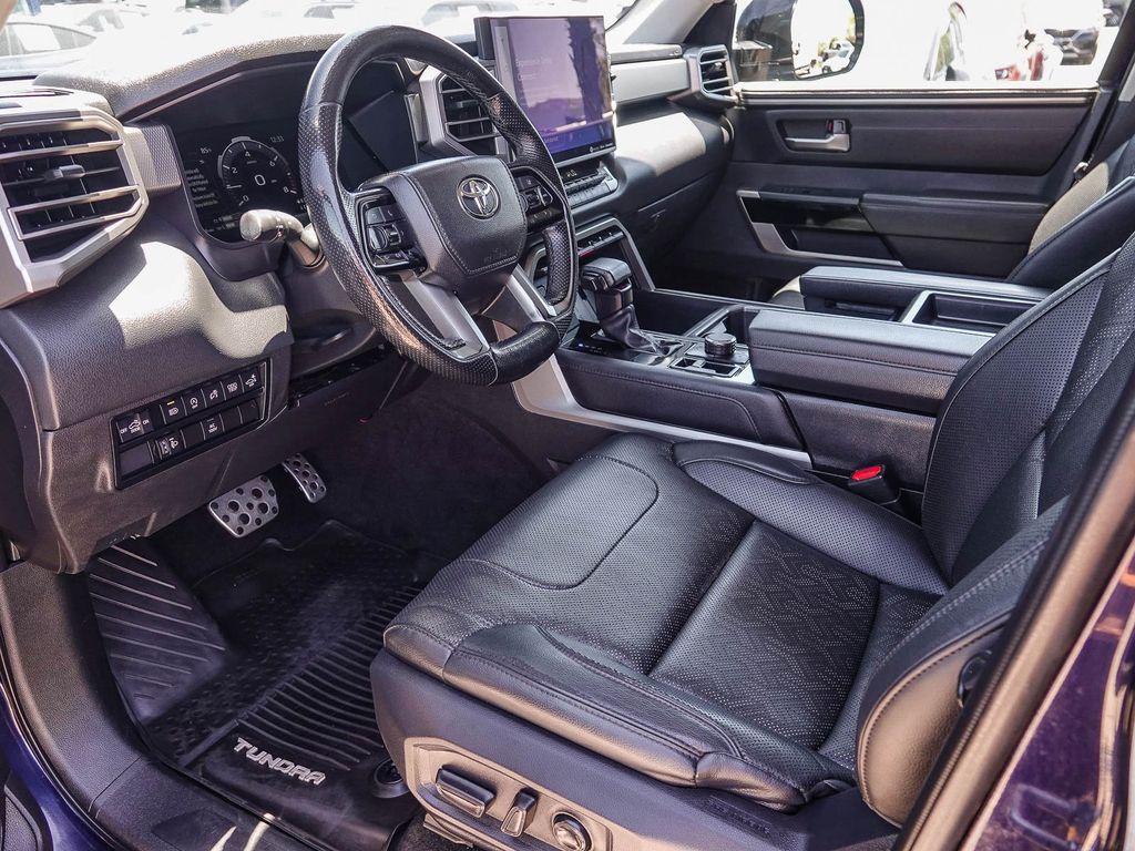 2024 Toyota Tundra Limited - Photo 8