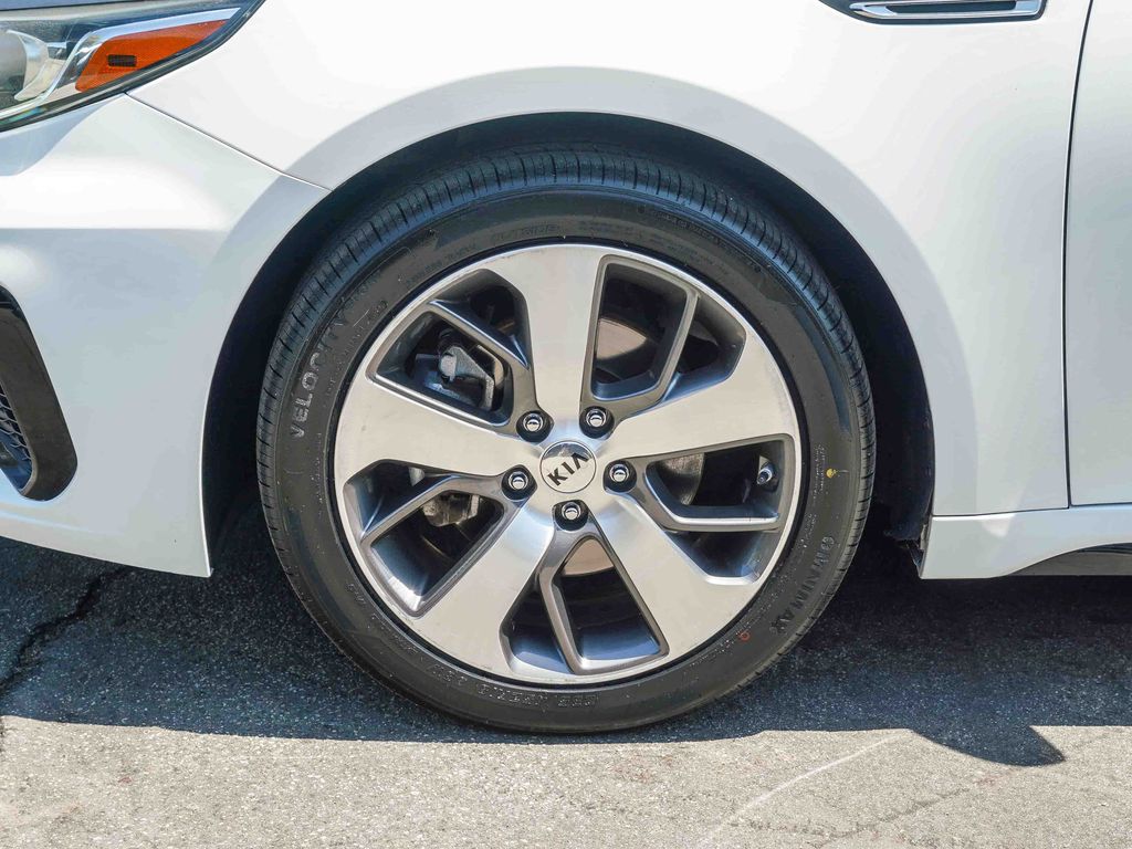 Thumbnail: 2020 Kia Optima - 6
