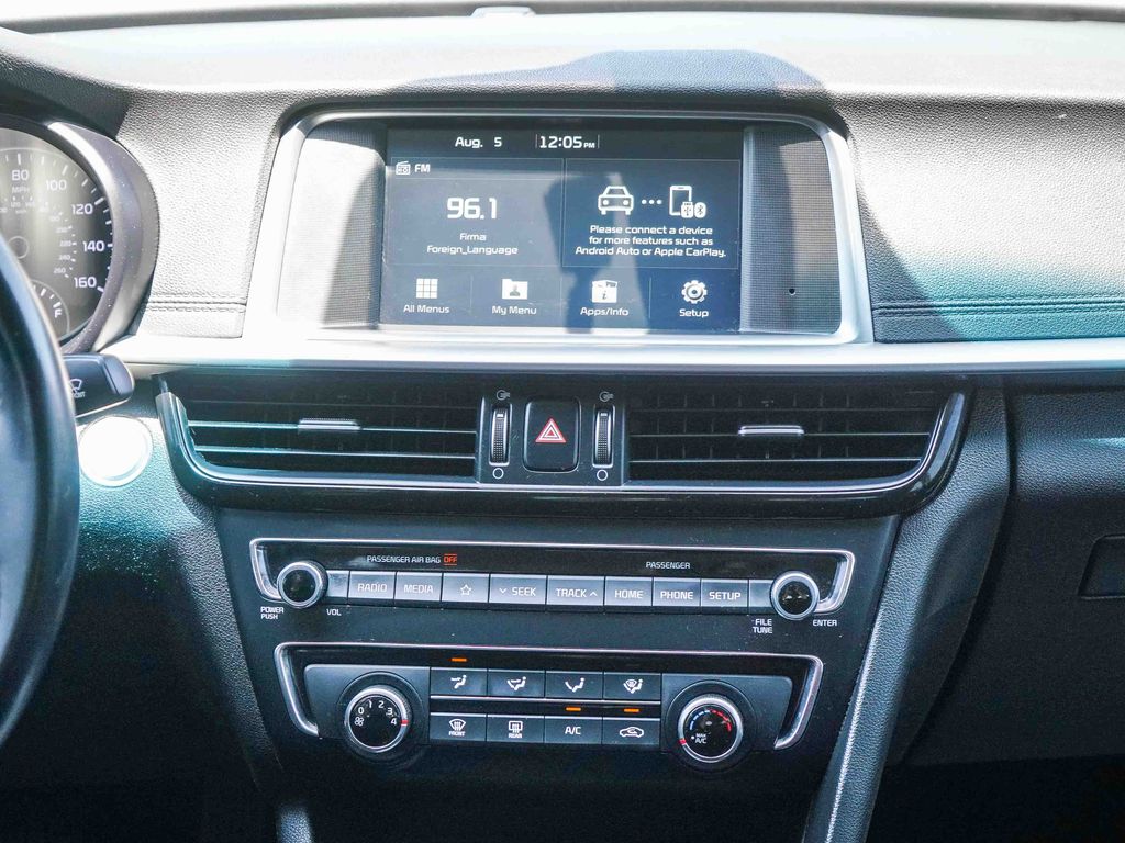 Thumbnail: 2020 Kia Optima - 12