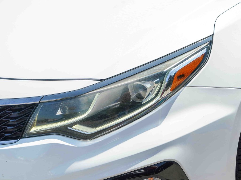 Thumbnail: 2020 Kia Optima - 20