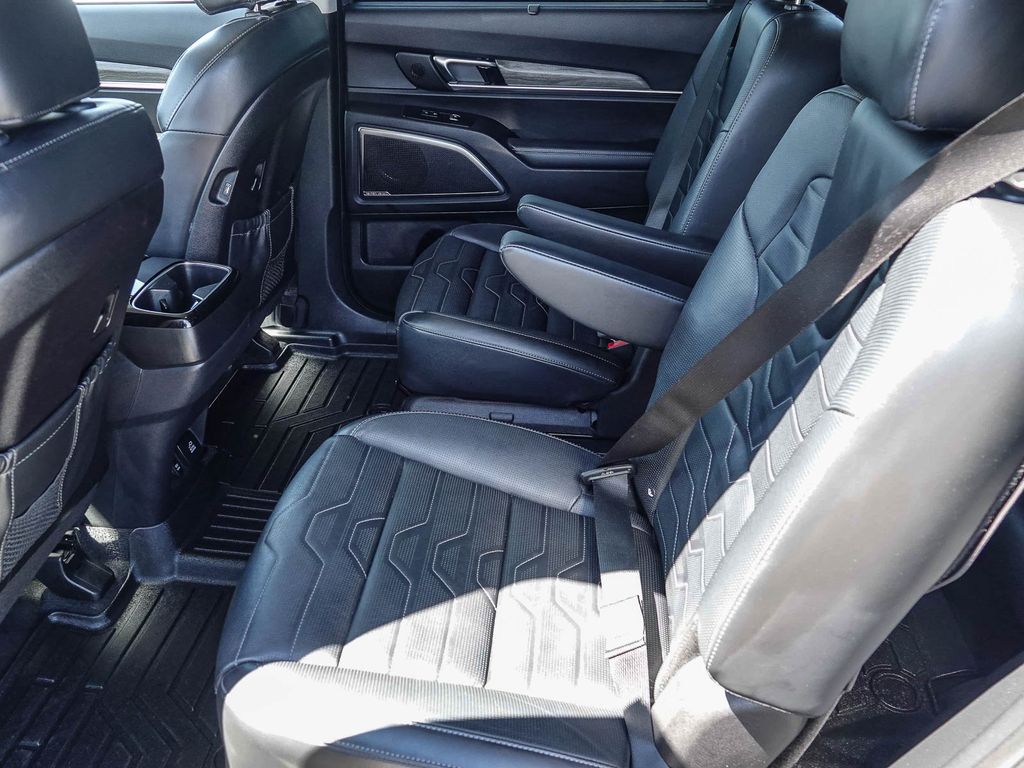 Thumbnail: 2021 Kia Telluride - 11