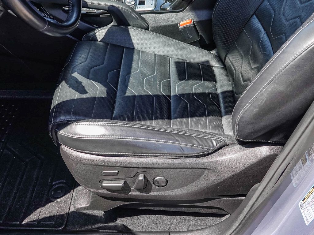 Thumbnail: 2021 Kia Telluride - 25