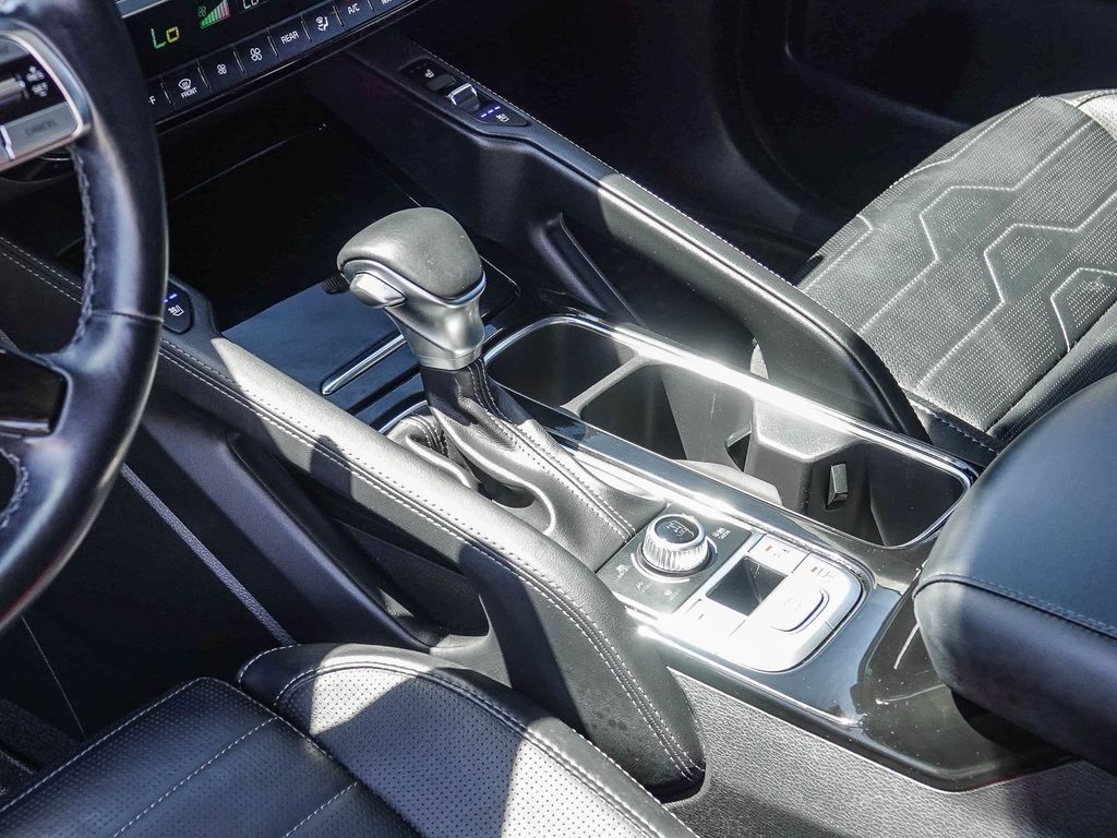 Thumbnail: 2021 Kia Telluride - 14