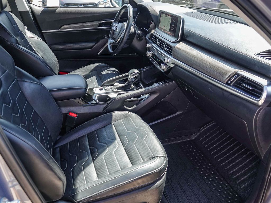 Thumbnail: 2021 Kia Telluride - 9