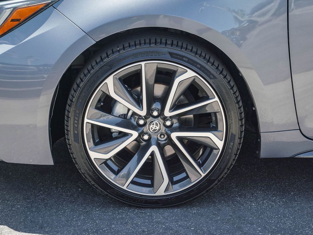 Thumbnail: 2021 Toyota Corolla - 6