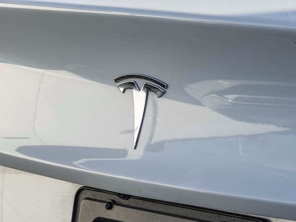 Thumbnail: 2023 Tesla Model 3 - 16