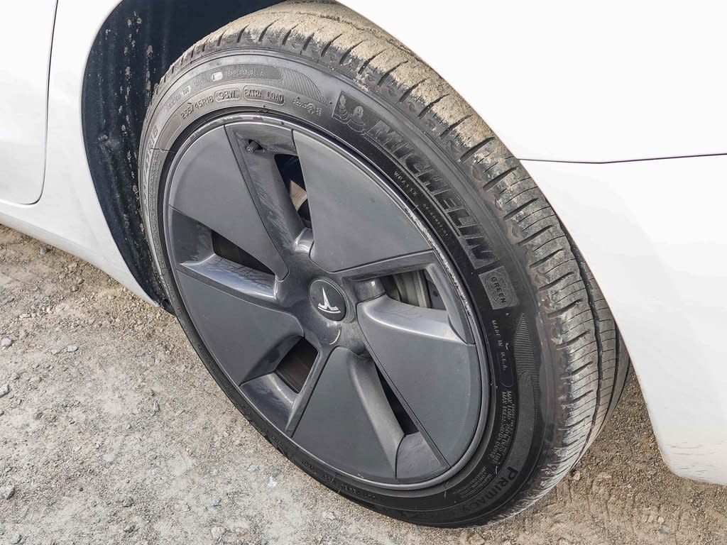 Thumbnail: 2023 Tesla Model 3 - 18