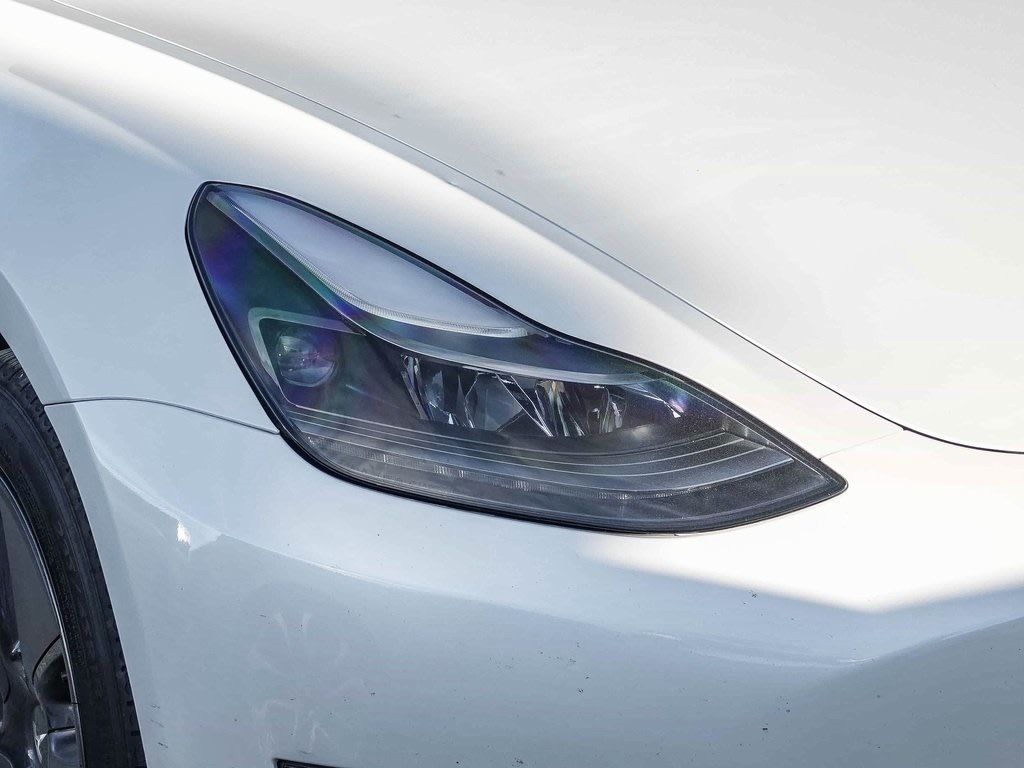 Thumbnail: 2023 Tesla Model 3 - 9