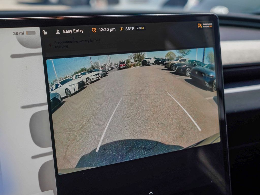 Thumbnail: 2025 Tesla Model 3 - 23