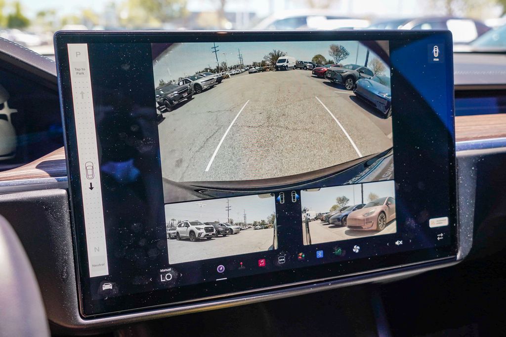 Thumbnail: 2021 Tesla Model S - 23