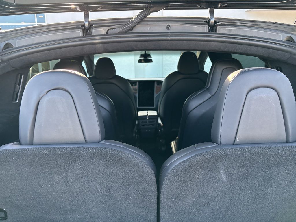 Thumbnail: 2021 Tesla Model X - 7