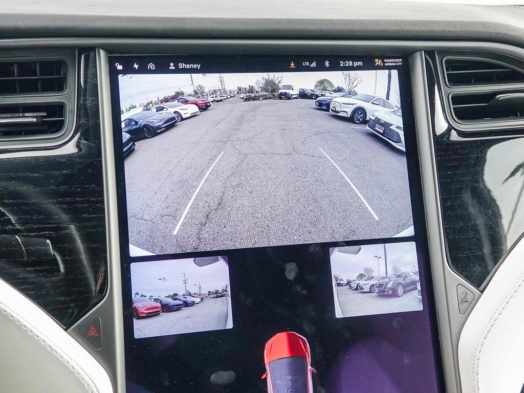 Thumbnail: 2021 Tesla Model X - 27