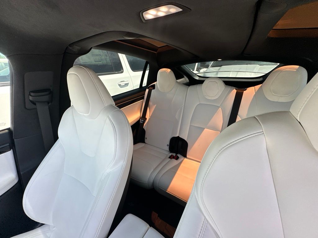 Thumbnail: 2020 Tesla Model X - 5
