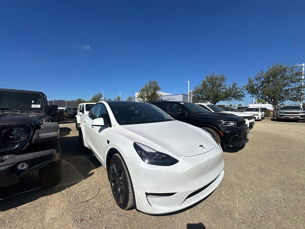 Thumbnail: 2021 Tesla Model Y - 3