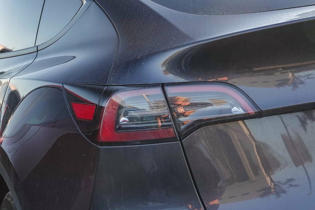 Thumbnail: 2024 Tesla Model Y - 17