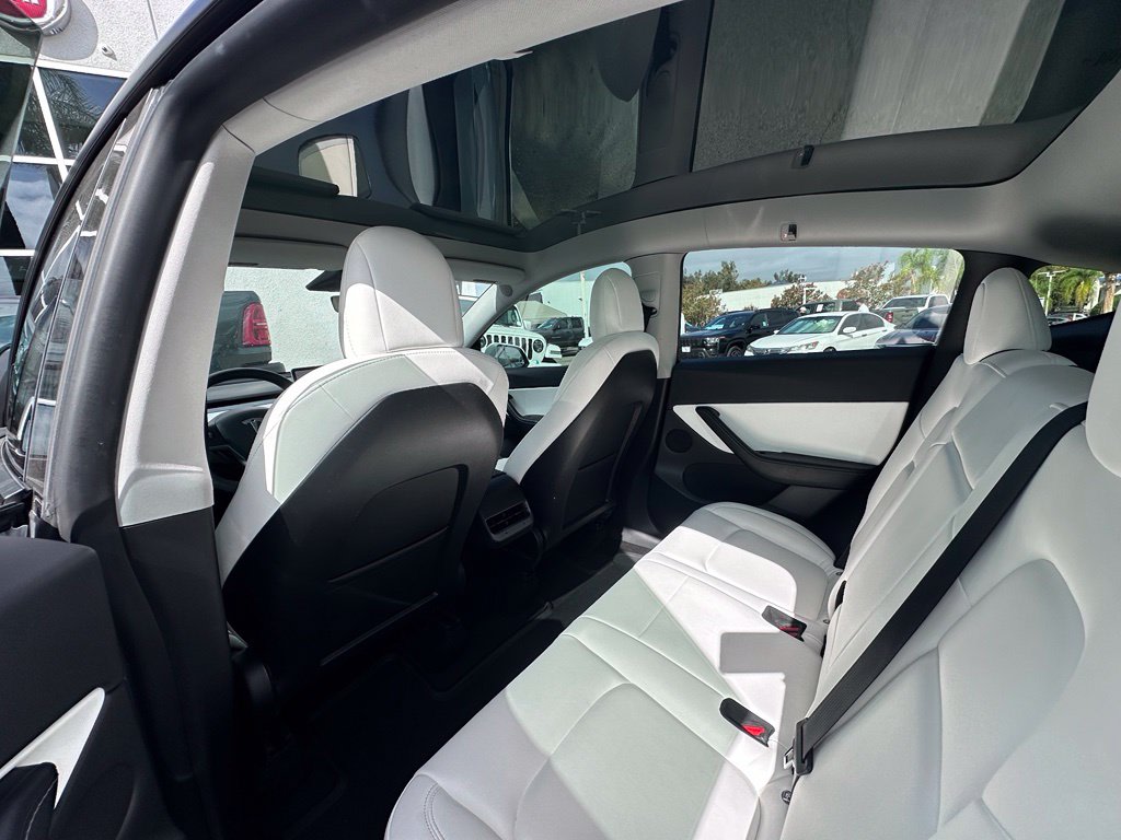 Thumbnail: 2022 Tesla Model Y - 2