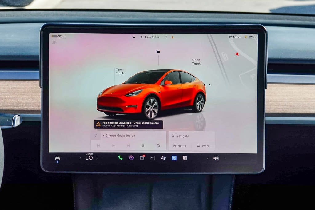 2023 Tesla Model Y Long Range 13