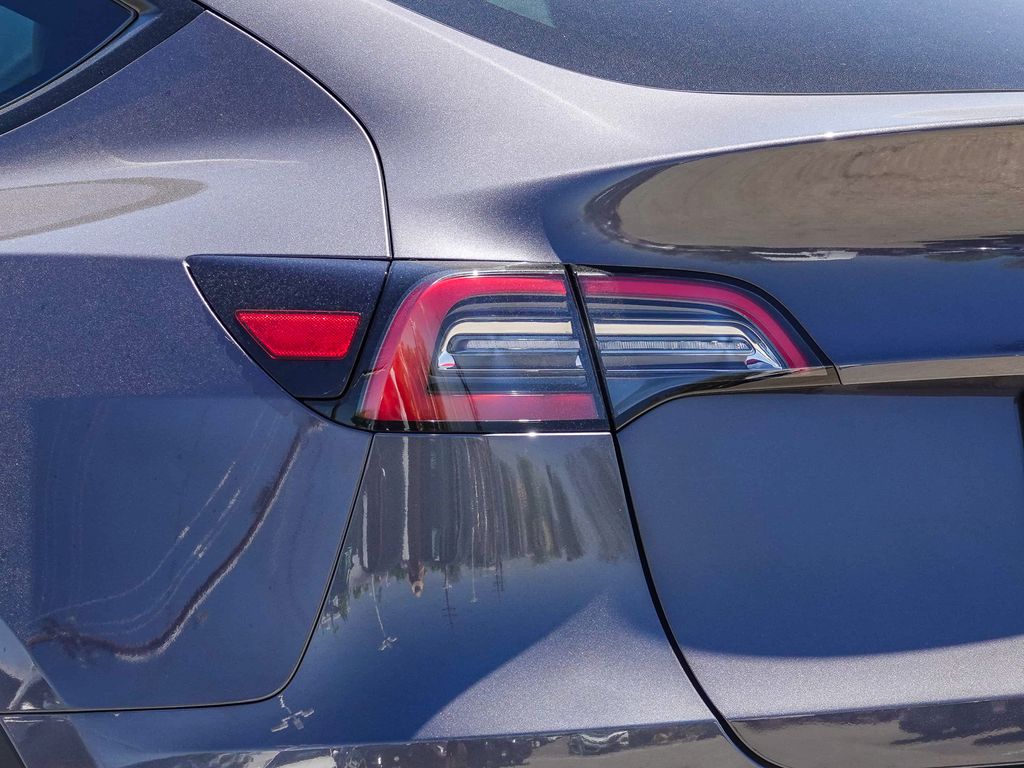 Thumbnail: 2023 Tesla Model Y - 6
