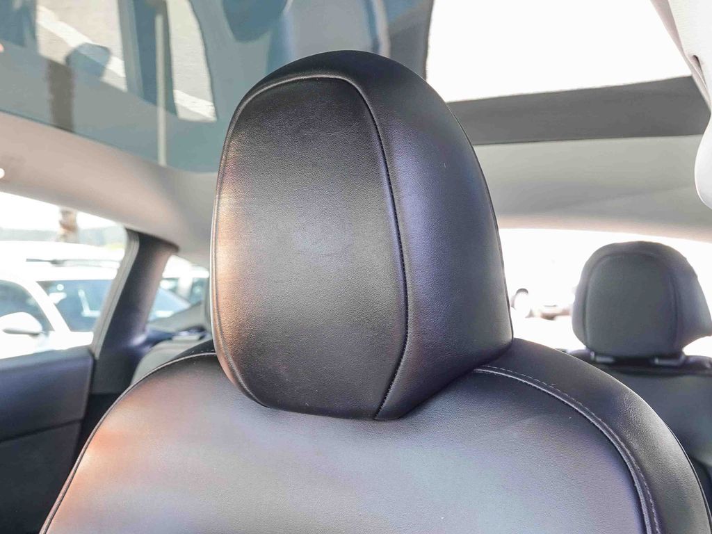 Thumbnail: 2023 Tesla Model Y - 26