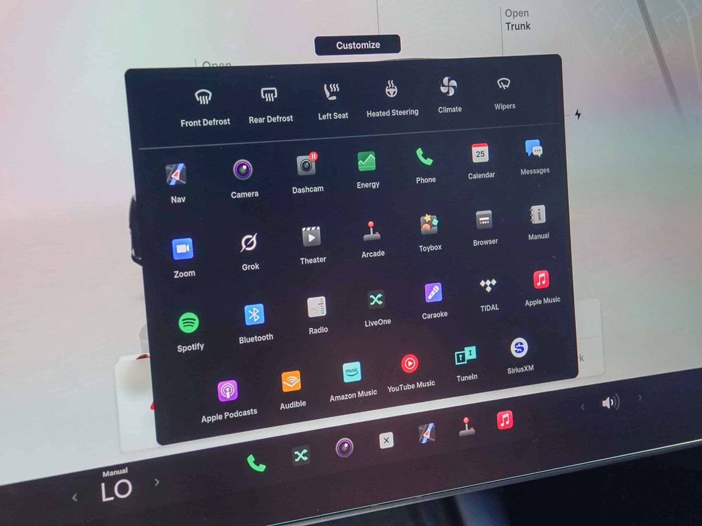 Thumbnail: 2023 Tesla Model Y - 24