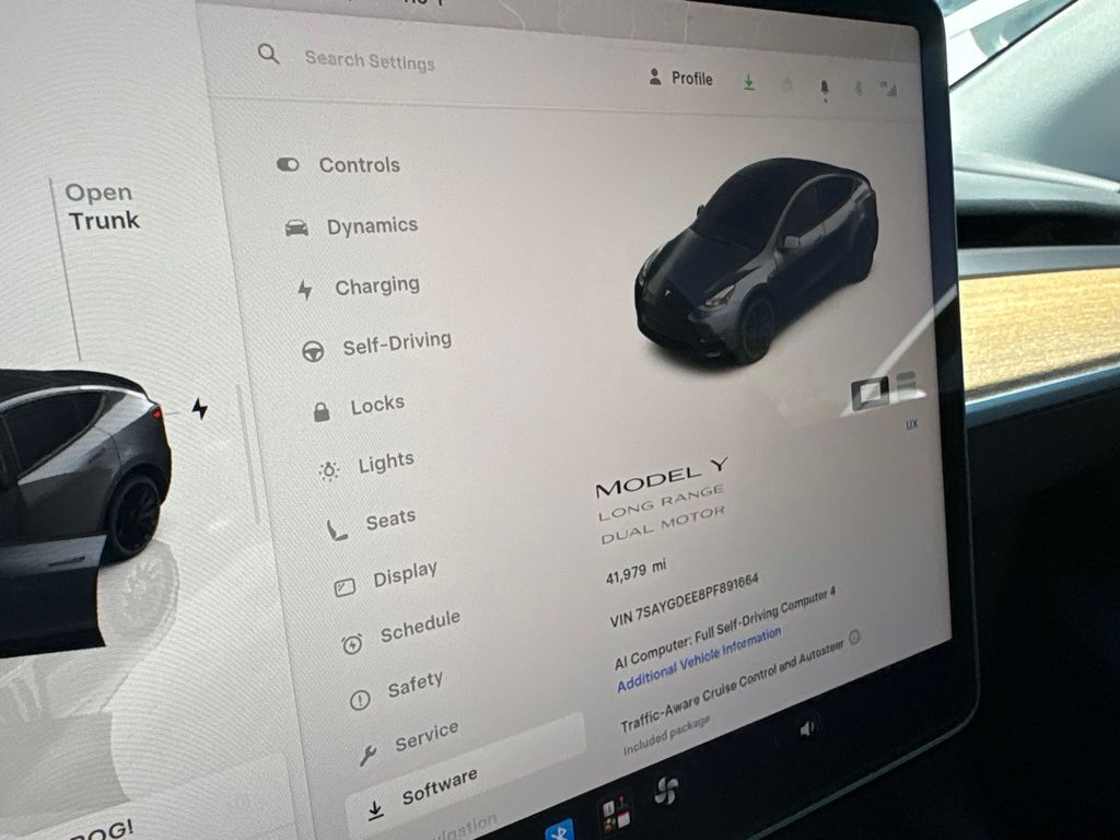 Thumbnail: 2023 Tesla Model Y - 8