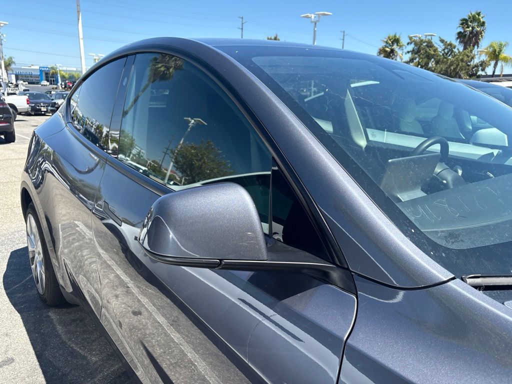 Thumbnail: 2023 Tesla Model Y - 5